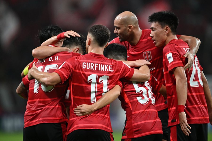 包含西甲窗口期再迎强敌，成都蓉城刷新队史纪录，主帅态度：赛场秩序良好，球队文化再被提及的词条-爱游戏APP