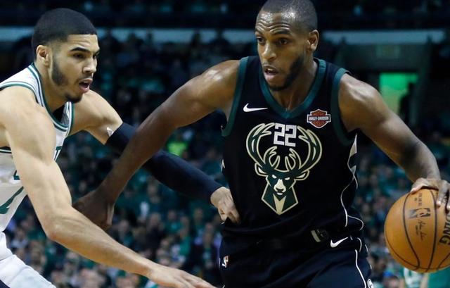 今夜体能课后，密尔沃基雄鹿更衣室发声备战足总杯，话题不断，更衣室氛围转暖的简单介绍-爱游戏